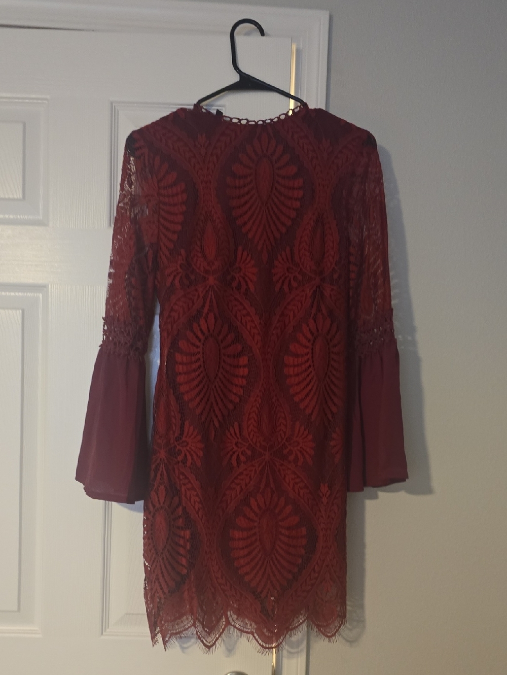 Women's Burgundy Lace Bell-Sleeve Dress
